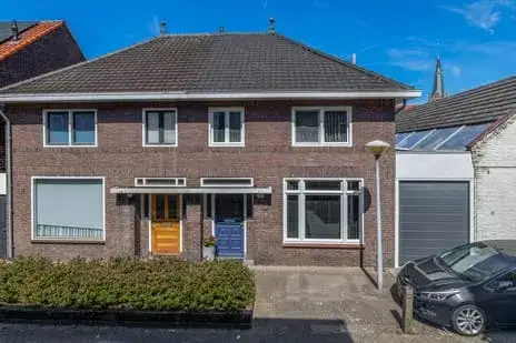 Terraced house for sale: Rozemarijnstraat 26, Joriskwartier Eindhoven