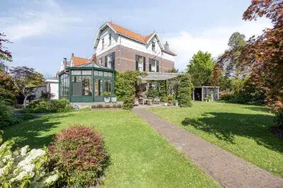 Semi-detached for sale: Rozenlaan 1, Biezen-West Boskoop