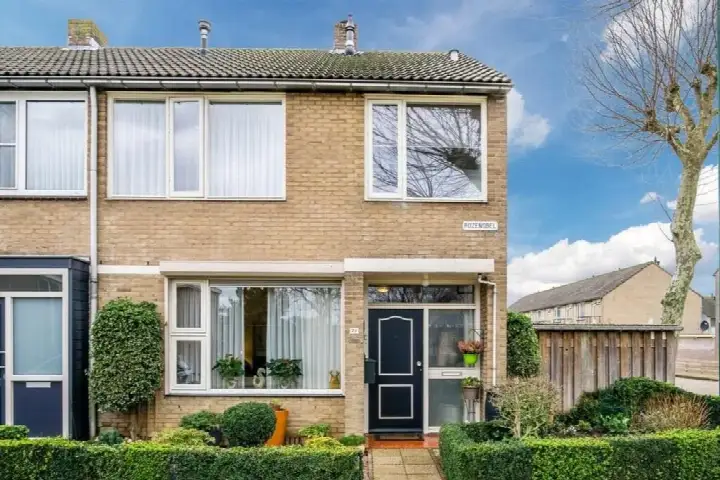 Corner house for sale: Rozenobel 71, Cuijk De Valuwe Cuijk