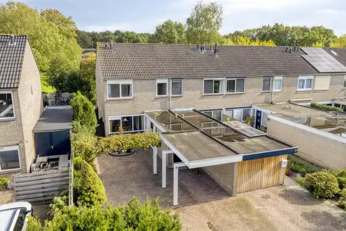 Corner house for sale: Rozenstraat 14, Bovensmilde-Centrum Bovensmilde