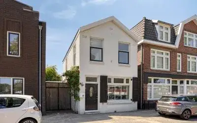 Detached house for sale: Rozenstraat 41, De Laares Enschede
