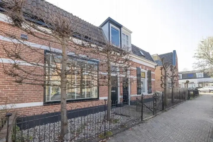 Tussenwoning te huur: Rozenstraat 55, Bloemenkwartier Noord Hilversum