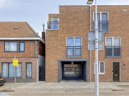 Corner house for sale: Rozenstraat 80, Loven Zuid Tilburg