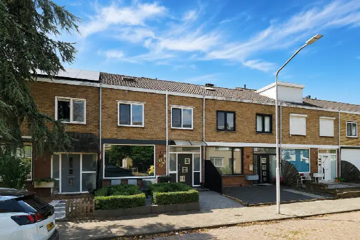 Terraced house for sale: Rubensstraat 60, Schildersbuurt Papendrecht