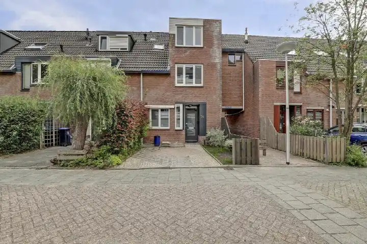 Terraced house for sale: Ruigenburg 74, Hoevenbuurt Gouda