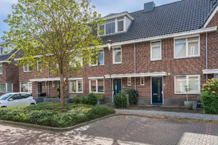 Tussenwoning te koop: Ruiterpad 20, Verspreide huizen Poeldonk Den Dungen