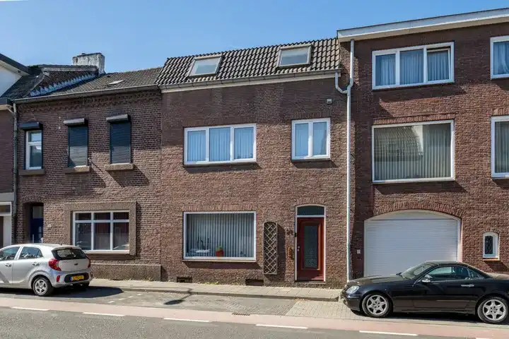 Tussenwoning te koop: Ruitersstraat 21, De Streep Landgraaf