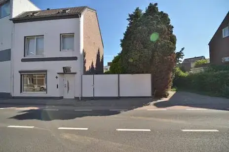 Twee-onder-één-kap te koop: Ruitersstraat 22, De Streep Landgraaf