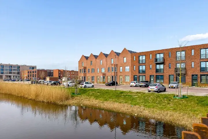 Hoekwoning te koop: Ruslandkade 34, Europakwartier Oost (brt) Almere