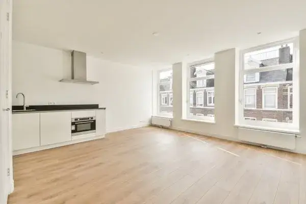 Apartment for rent: Rustenburgerstraat 138-3, Van der Helstpleinbuurt Amsterdam
