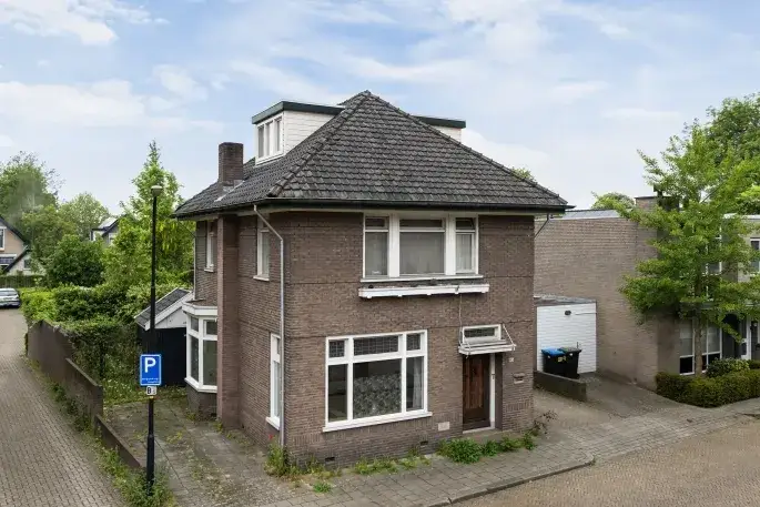 Apartment for sale: Rustenburgstraat 95B, Binnenstad Apeldoorn
