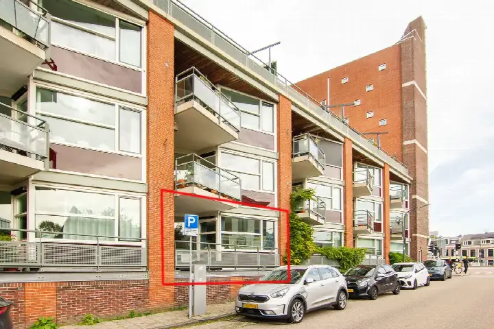 Appartement te koop: Ruychaverstraat 31, Hasselaersbuurt Haarlem