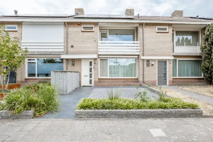 Tussenwoning te koop: Ruymheuvel 6, Omg. Achterbos/Papenakker Moergestel