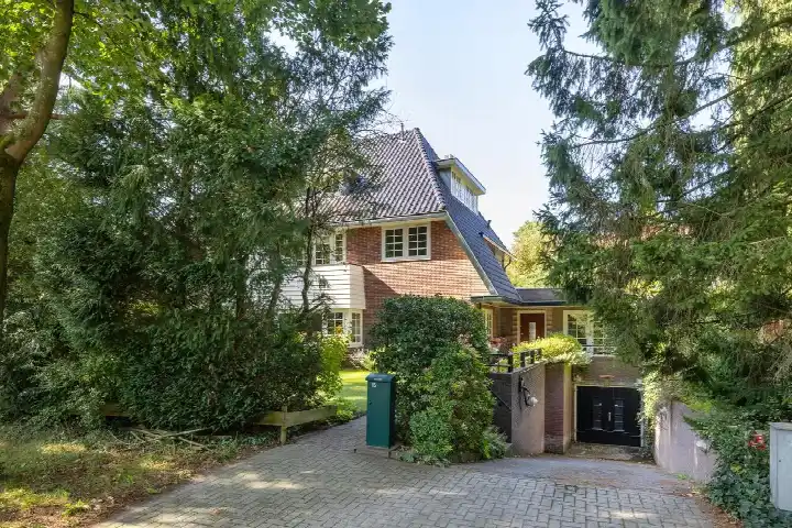 Twee-onder-één-kap te koop: Ruysdaellaan 15, Bilthoven Noord II Bilthoven