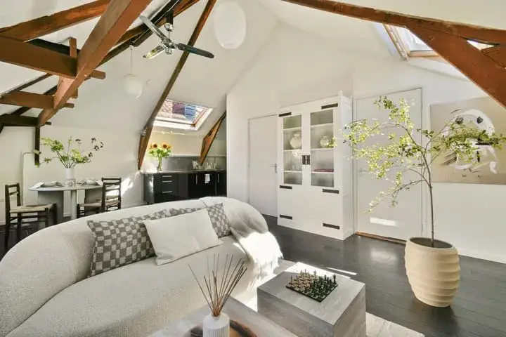 Studio te koop: Saenredamstraat 28E, Frans Halsbuurt Amsterdam