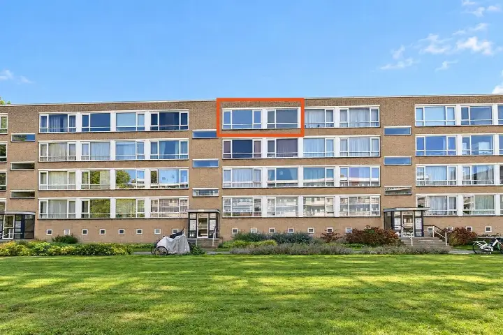 Apartment for sale: Saffierhorst 284, Burgen en Horsten 'S-Gravenhage