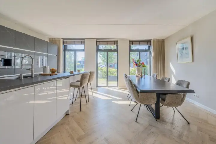 Semi-detached for sale: Saffierlaan 7, Broekgraaf-Zuid Leerdam