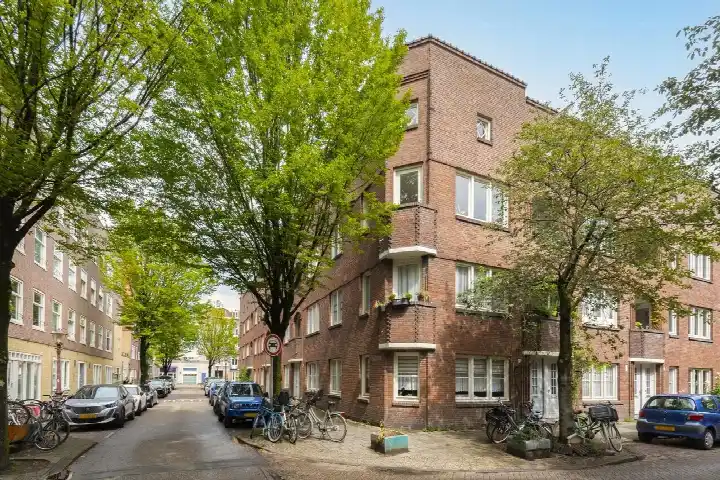 Apartment for sale: Saffierstraat 1C, Diamantbuurt Amsterdam