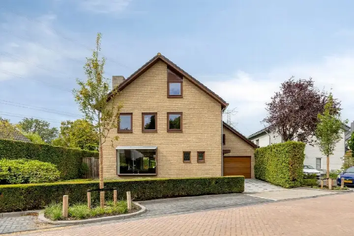 Vrijstaande woning te koop: Sagittalaan 33, Luytelaer Eindhoven