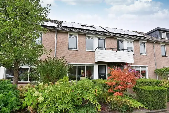 Terraced house for sale: Salland 49, Bovenmaat-Oost Huizen
