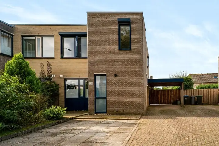 Twee-onder-één-kap te koop: Saltshof 2039, Saltshof Wijchen