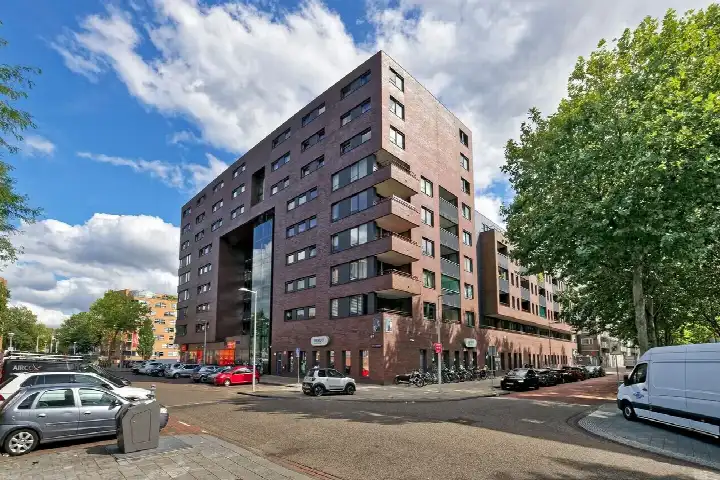 Apartment for sale: Sam van Houtenstraat 191A, Dudokbuurt Amsterdam