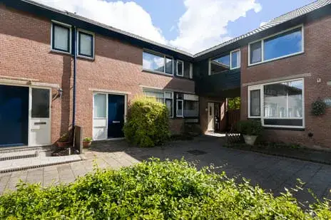 Terraced house for sale: Sandenburg 156, Zuilenburg en omgeving Dordrecht