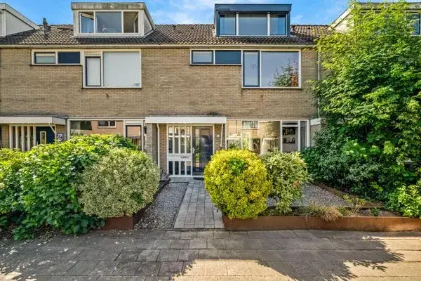 Tussenwoning te koop: Sanderijnhof 6, Vuurtoren Amersfoort
