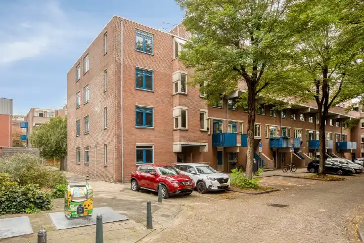 Apartment for sale: Sara Cornelia Molen 10, Struisenburg Rotterdam