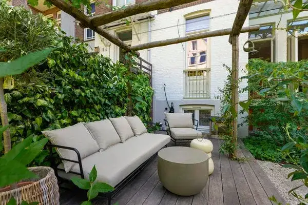 Home for rent: Sarphatipark, Van der Helstpleinbuurt Amsterdam