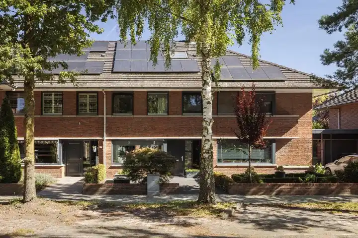 Tussenwoning te koop: Satijnvlinderlaan 16, 't Zand Son En Breugel