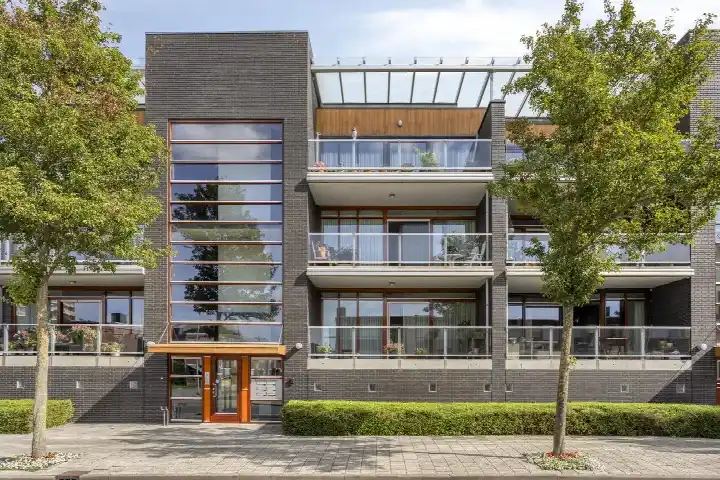 Appartement te koop: Saturnuslaan 65, Warande-Oost Bergen Op Zoom