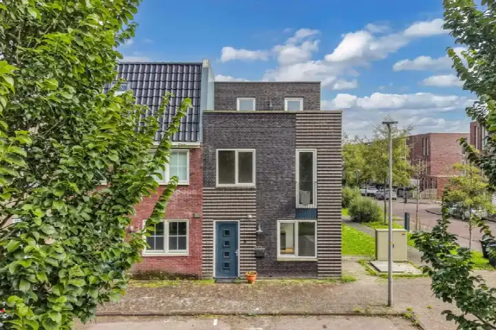 Hoekwoning te koop: Saturnussingel 324, Homeruskwartier Oost Almere