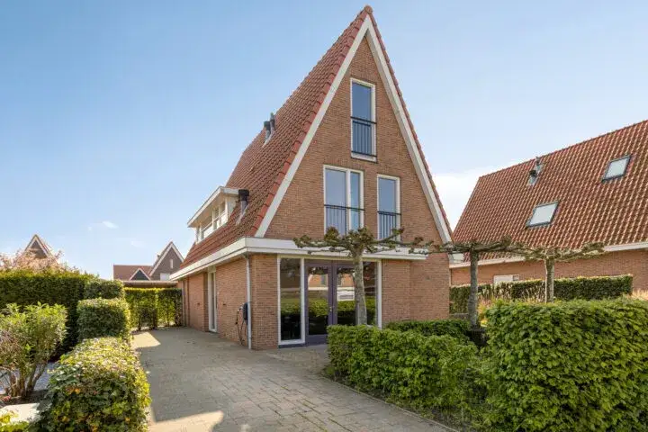 Vrijstaande woning te koop: Schaardijk 3, Verspreide huizen in het Noorden en Westen Zierikzee