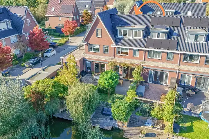 Tussenwoning te koop: Schaatsenrijder 13, Bergvliet Haastrecht