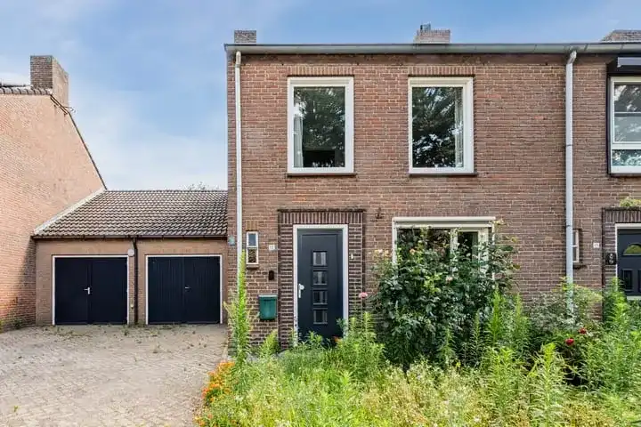 Terraced house for sale: Schaepmanlaan 12, Engelse Tuin Heeze