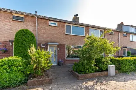 Tussenwoning te koop: Schaepmanlaan 55, Staatsliedenwijk Baarn