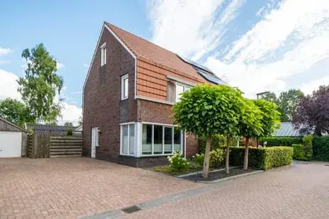 Twee-onder-één-kap te koop: Schalmeihof 5, Haulerwijk-Noord-Oost Haulerwijk