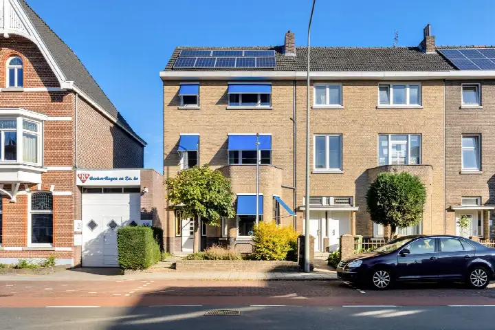 Terraced house for sale: Scharnerweg 24, Wittevrouwenveld Maastricht