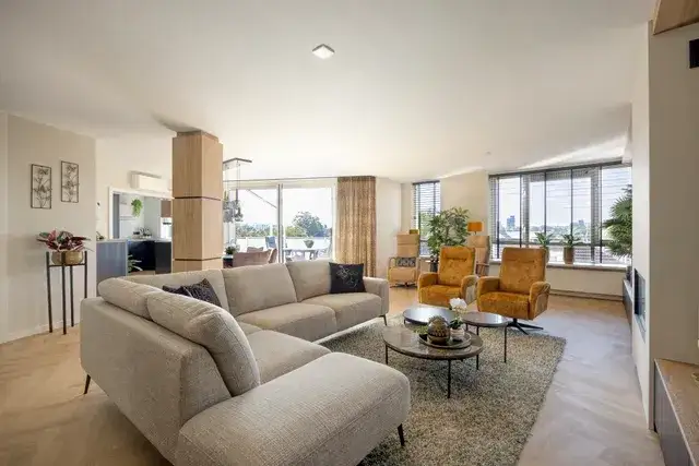 Appartement te koop: Scheepjeshof 193, Koopcentrum Veenendaal