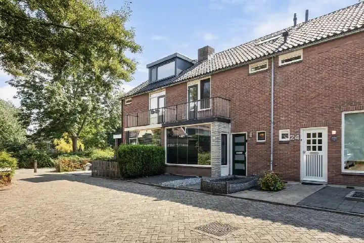 Tussenwoning te koop: Scheepmakersstraat 26, Dorp Hendrik-Ido-Ambacht