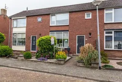 Tussenwoning te koop: Scheepvaartstraat 51, Oude Pekela Oude Pekela