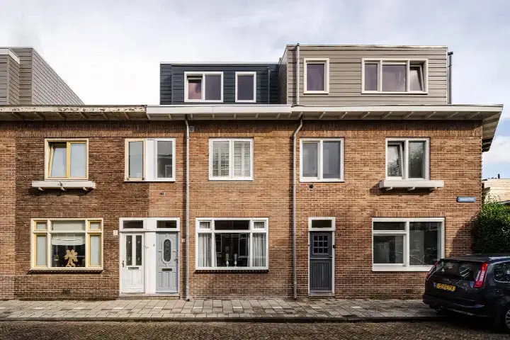Tussenwoning te koop: Scheldestraat 3, Rivierenbuurt Haarlem
