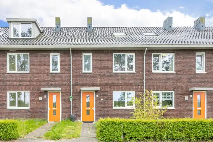 Tussenwoning te koop: Schelpenlaan 35, Othene Terneuzen