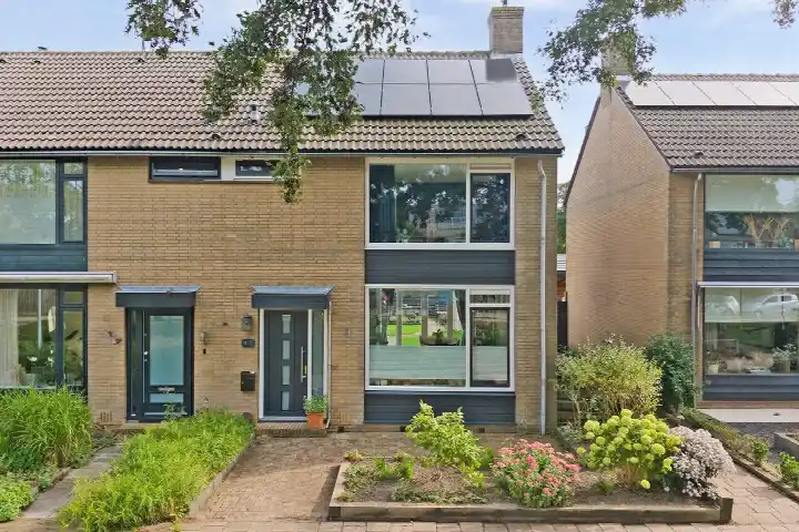 Hoekwoning te koop: Schelphoek Zuid 14, Schelphoek Warmenhuizen