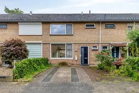 Tussenwoning te koop: Scheuterstraat 5, Rheden Rheden