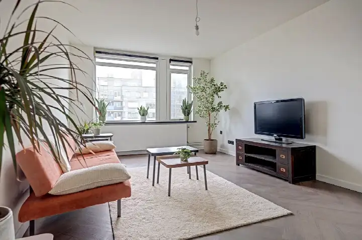 Apartment for sale: Schiekade 27D, Provenierswijk Rotterdam