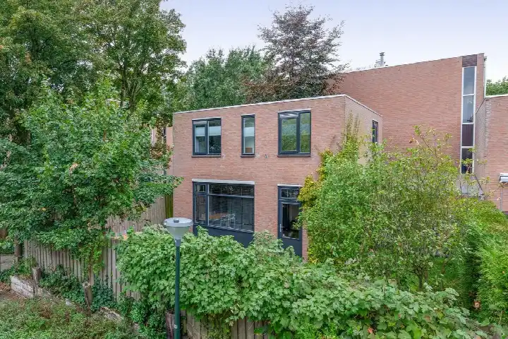 Twee-onder-één-kap te koop: Schietbergen 31, Nuenen-Zuid Nuenen