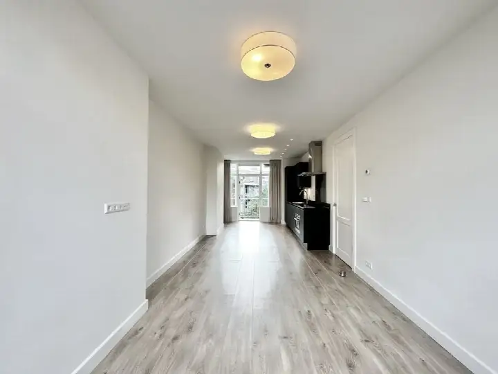 Apartment for rent: Schinkelkade 43-3, Schinkelbuurt-Noord Amsterdam