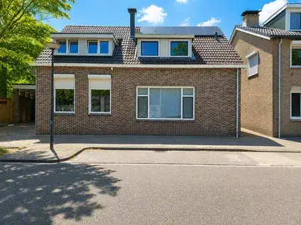 Twee-onder-één-kap te koop: Schipholtstraat 166, Eekmaat Enschede